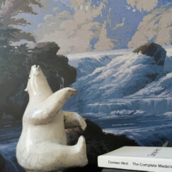 Grand ours dansant - Bennie - objet d’art - œuvre contemporaine - céramique