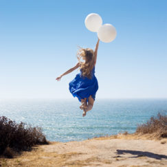 Wonderful Journey robe bleue blue dress- Aurélia Faudot - photographe