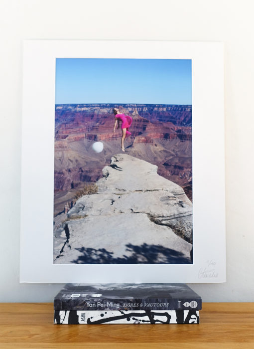 Wonderful Journey robe magenta dress- Aurélia Faudot - photographie contemporaine