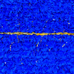 Over-Sea - Éric Robin - artiste contemporain - tableau papier froissé - bleu outremer et or - détail
