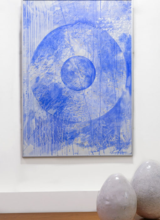 Grand Bleu 10 - large blue - M.Cohen - peinture papier - mise en situation