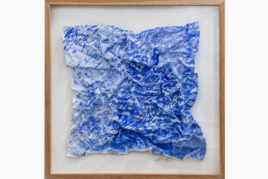 Grand Bleu froissé - large blue - M.Cohen - peinture papier - détouré