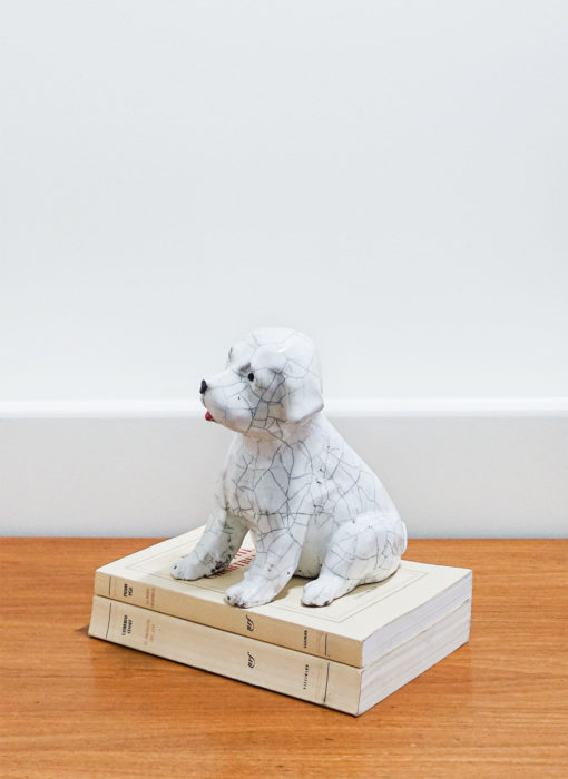Chiot assis 2 - sitting puppy 2 ceramic - Bennie - céramique contemporaine - profil