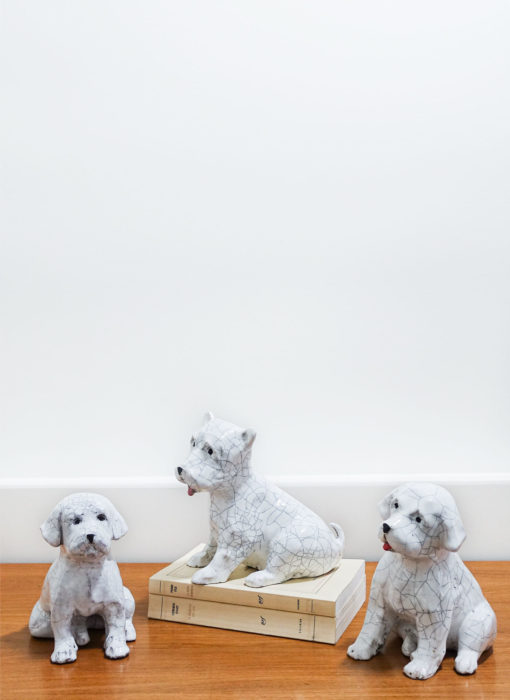 Chiot assis 2 - sitting puppy 2 ceramic - Bennie - céramique contemporaine - ensemble