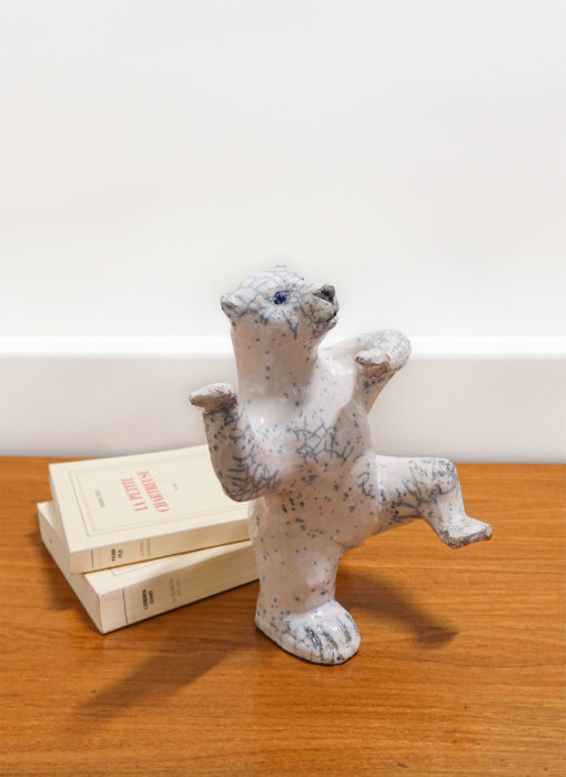 Ourson dansant - Dancing bear ceramic - Bennie - céramique contemporaine - profil 2
