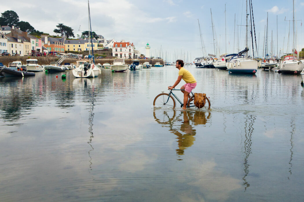 Vélo sur l'eau - cycling on water - Aurélia Faudot - détail