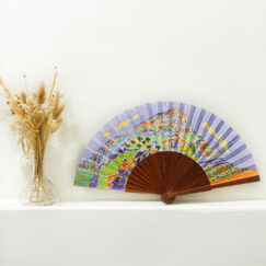 Éventail Collector violet - Collector fan purple - Clotilde Philipon - mise en situation