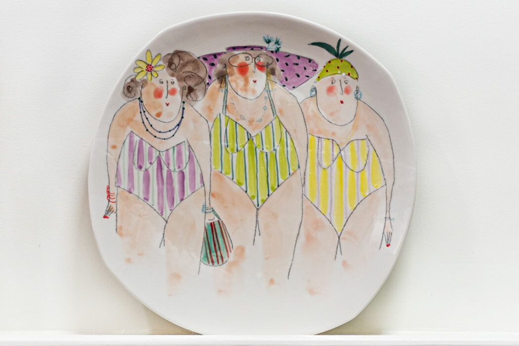 Plat Baigneuses 2 - Bathers Women - Dish Ceramic 2 - Cécile Colombo - céramique - zoom