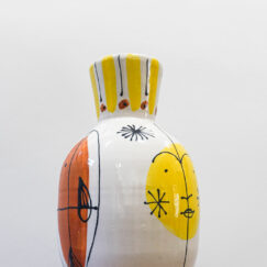 Vase visage (1), Maison Bonjour, Linda Fina, céramiste contemporain, côté